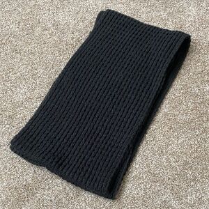 Black Infinity Scarf